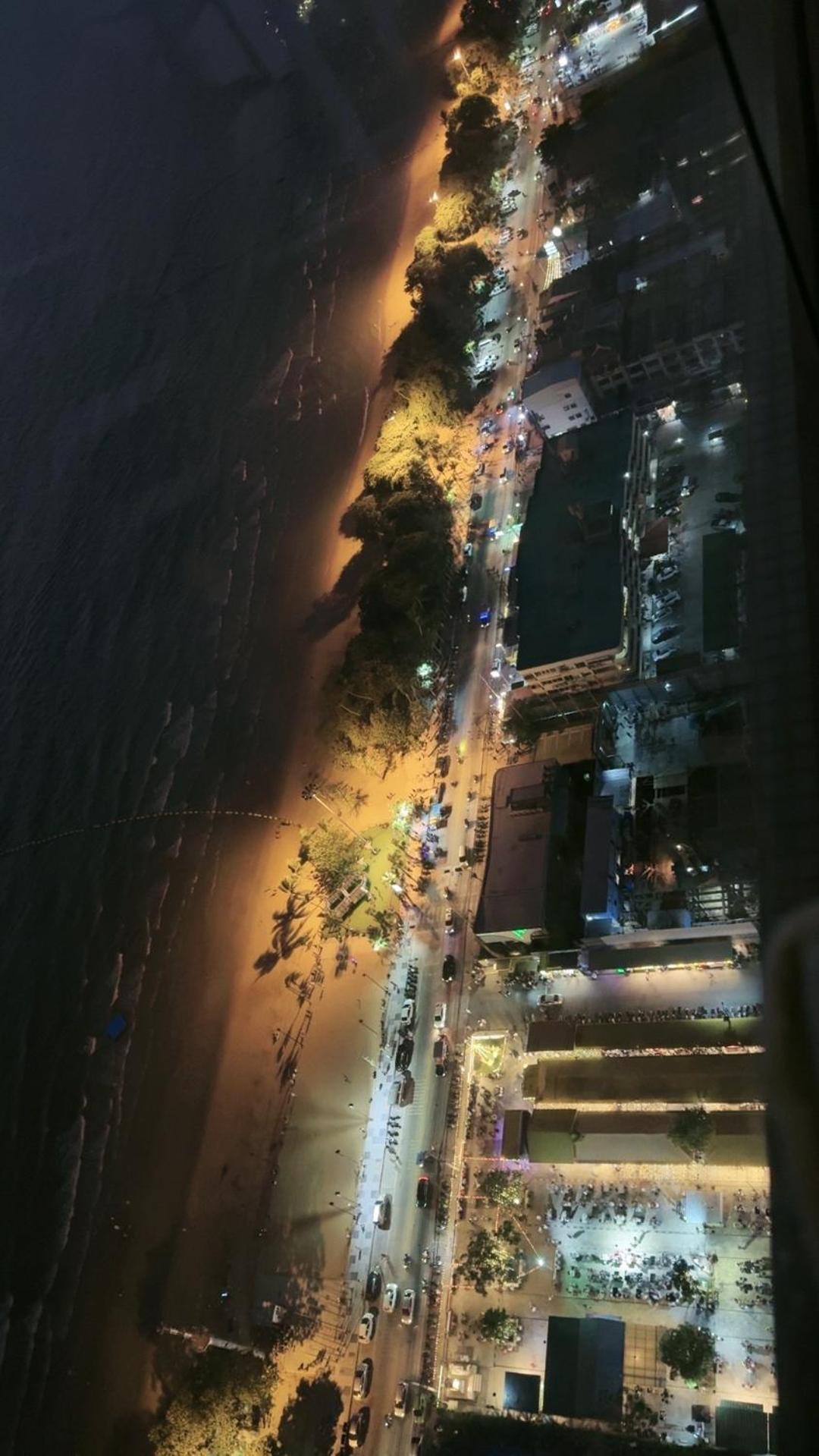 Copacabana Beach Jomtien 科帕卡巴纳海乔木提安海滩毗邻乔木提安夜市 ภายนอก รูปภาพ