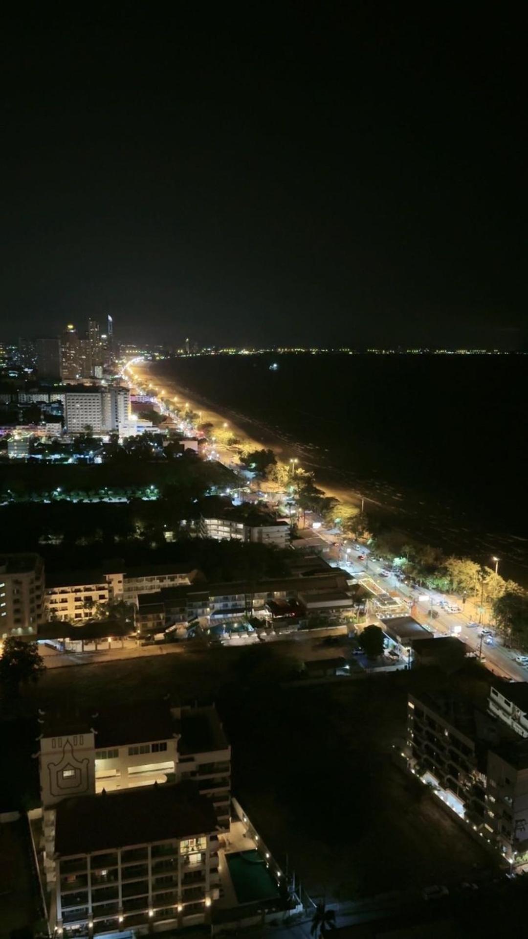 Copacabana Beach Jomtien 科帕卡巴纳海乔木提安海滩毗邻乔木提安夜市 ภายนอก รูปภาพ