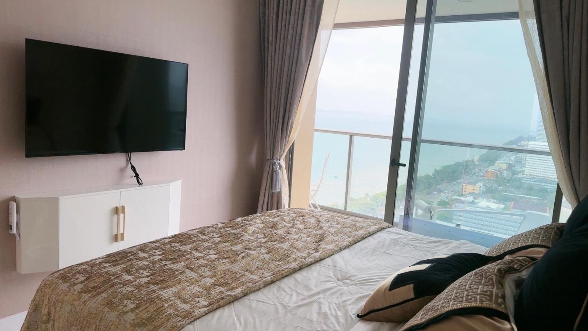 Copacabana Beach Jomtien 科帕卡巴纳海乔木提安海滩毗邻乔木提安夜市 ภายนอก รูปภาพ